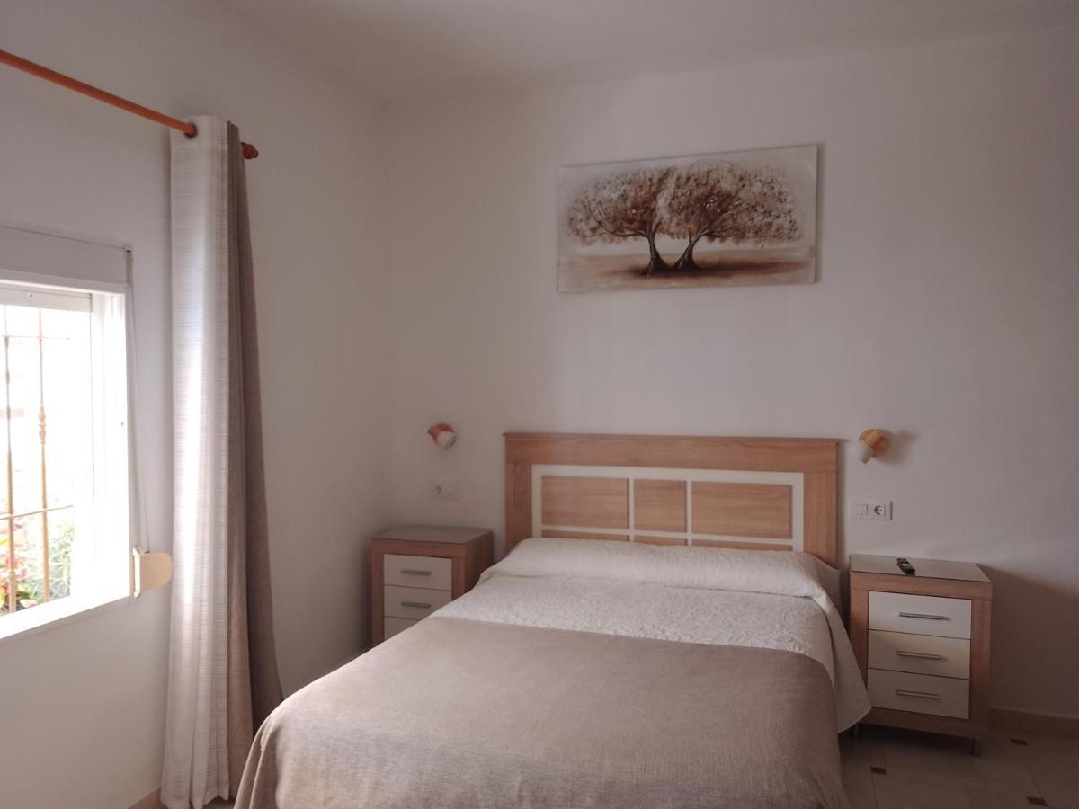 Hostal Los Arcos Hotel Chipiona Exterior photo
